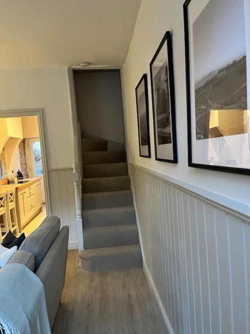 Wellington Cottage イルクリー エクステリア 写真